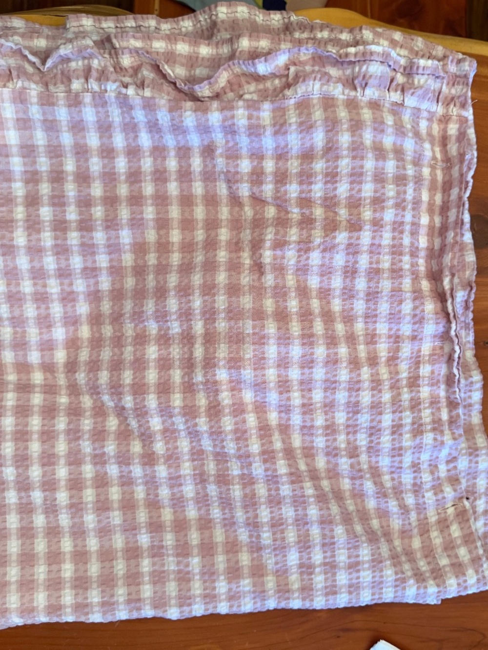 Gingham ruffle shower curtain 100% cotton EUC